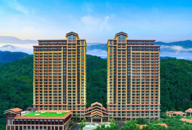 南粤大氧吧！¥620抢住云顶温泉2期威士忌酒店，东南亚风格设计，畅泡阳台私汤，含2大1小自助早餐+无限次温泉+恒温泳池+玛雅水寨，错峰优惠